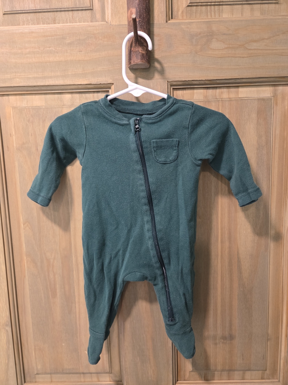 **ADD TO ANY BUNDLE FOR FREE** Well Loved Old Navy Forest Green Zipper Pajama
